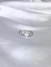 Load image into Gallery viewer, BAQUETTE S925 RING
